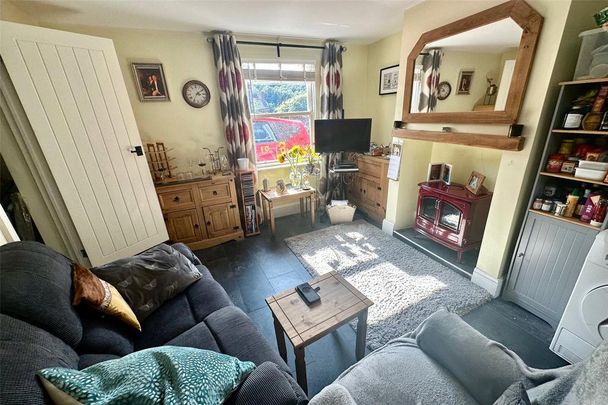 1 bedroom end of terrace house to rent - Photo 1