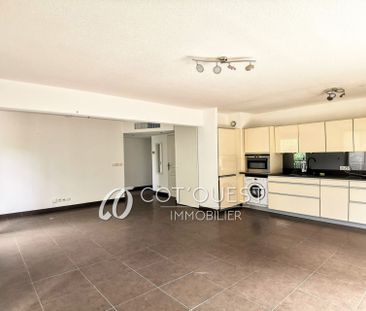 Location Appartement 2 pièces 54m² NICE 06200 - Photo 4