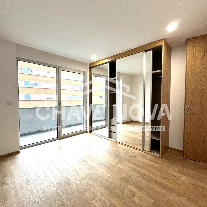 Apartamento T1 em Porto - Foto 1