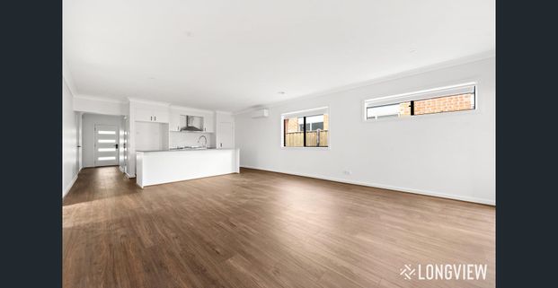 Brand New 4 Bedroom Home - Photo 1