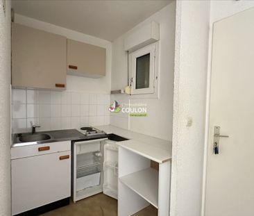 Location Appartement 1 pièce 25m² - Photo 3