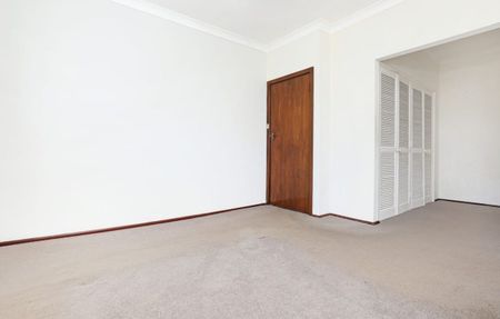 Charming 3-Bedroom Cottage with Studio | Spacious Living in Prime Fairy Meadow Location - Photo 3