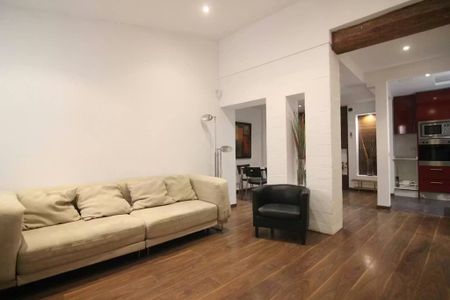 Carrer dels Assaonadors, Barcelona, Catalonia 08003 - Photo 2