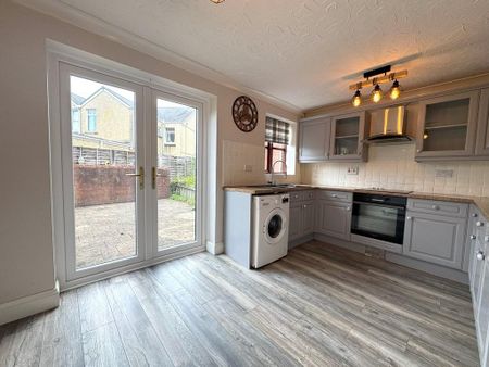 2 bedroom terraced house to rent - Photo 5