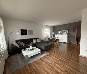 Attraktive Erdgeschosswohnung mit großzügigem Balkon und Garten im ... - Photo 2