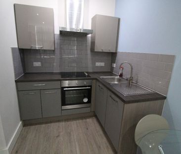 Winckley Square, Flat 05, PRESTON, Lancashire PR1 3AH - Photo 2