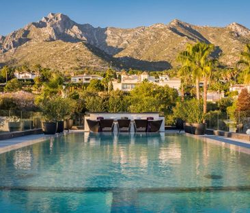 6 bedroom luxury Villa for rent in The Golden Mile, Spain - Photo 4