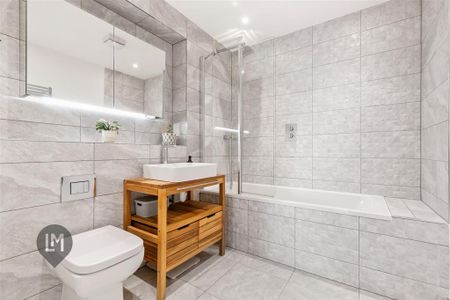 2 bedroom flat to rent - Photo 5