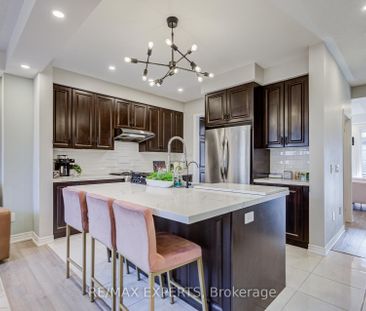For Lease - 32 Walter Proctor Road, East Gwillimbury, Ontario - Photo 6