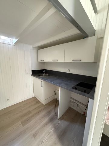 Location Appartement 1 pièce 12m² NICE 06300 - Photo 2