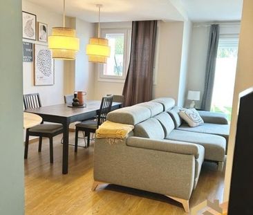 Alquiler de chalet adosado en Camino Entrambasaguas - Photo 3