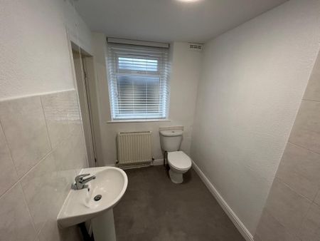 1 bedroom terraced house to rent - Photo 2