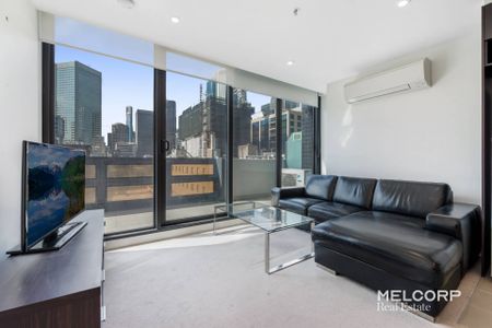 RARE FURNISHED 3 BEDROOM 2 BATHROOM APARTMENT - Photo 5