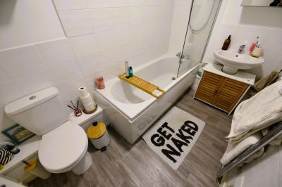 2 bedroom Flat in Flat 17, Leeds - Photo 5