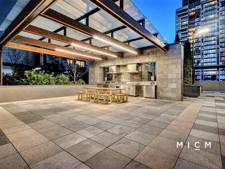 4809/639 Lonsdale Street - Photo 3