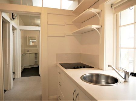 Light Filled Loft - Photo 5