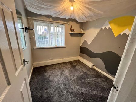 3 bedroom terraced house to rent - Photo 4