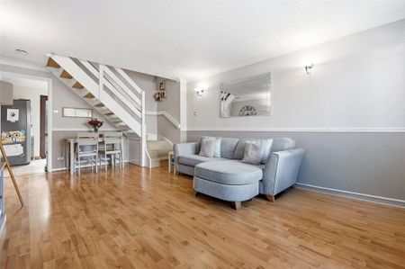 2 bedroom semi-detached house to rent - Photo 2