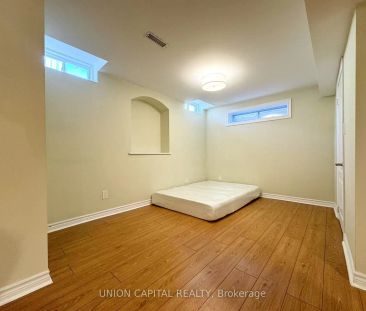 46 Clover Street #BSMT - Photo 2