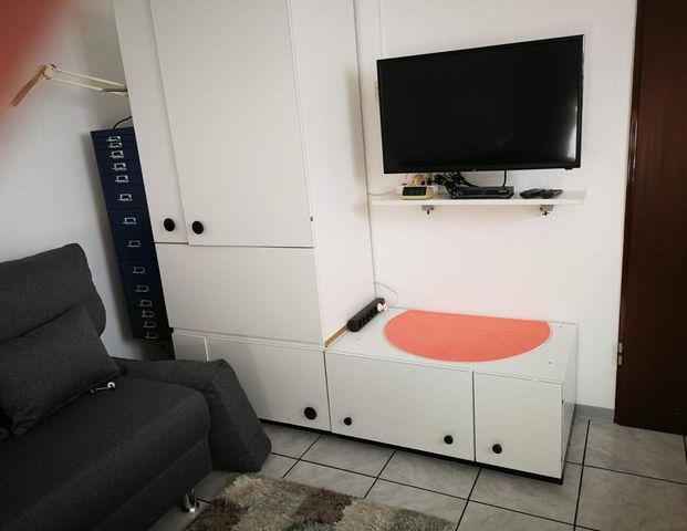 1 möbeliertes Zimmer im UG - Foto 1