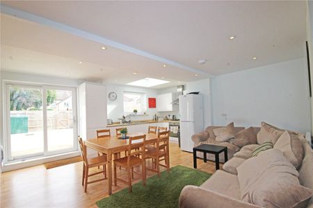 Double Room-Easy access to M5 - Photo 4