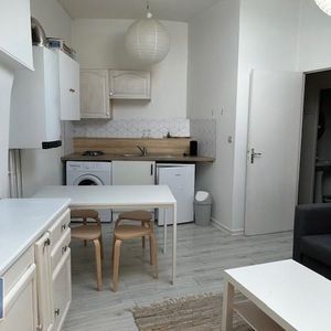 Location Appartement 2 pièces 38m² ST ETIENNE 42100 - Photo 2