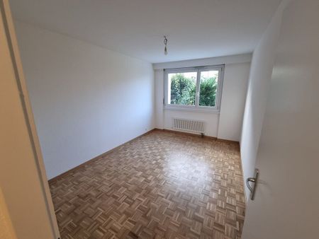 Joli 2 pièces rénové idéalement placé au centre du village - Photo 2