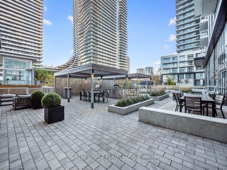 For Lease - 65 Annie Craig Drive Unit# 1008, Toronto, Ontario - Photo 5