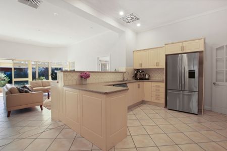 Charming Character Meets Modern Comfort in a Sought-After Suburb! - Photo 4