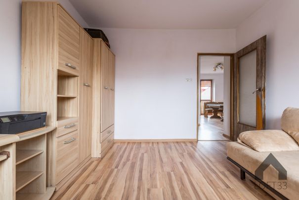 Czteropokojowe mieszkanie w domu z ogródkiem i miejscem postojowym w Jaworznie do wynajęcia - Photo 1