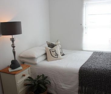 5 bedroom terraced house to rent - Photo 5