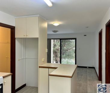 WALK TO THE BEACH HOME OPEN SATURDAY 15 AUGUST AT 11.30AM SHARP! - Photo 2