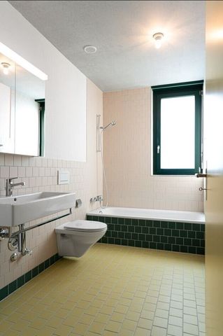 Living near the city - Photo 2