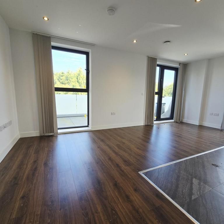 2 bedroom flat to rent - Photo 1
