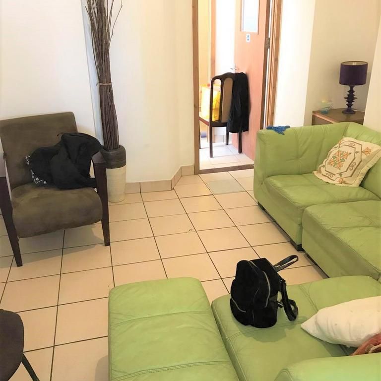 8 bedroom house to rent - Photo 1