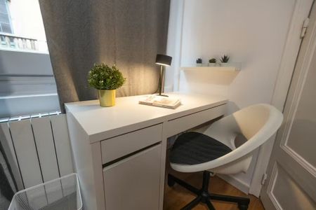 Carrer de Jonqueres, Barcelona, Catalonia 08003 - Photo 2