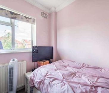 Hall Road, Isleworth, TW7 - Photo 6