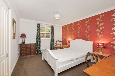2 Bed Flat, East Werberside, EH4 - Photo 5
