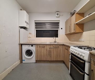 4 Bed Terraced House, Rosebery Avenue, N17 - Photo 4