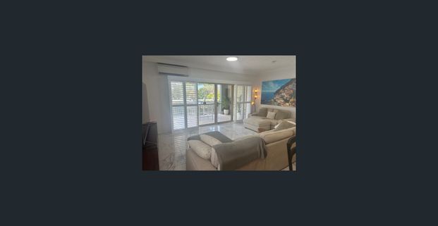 Modern Luxury Living in Currumbin Including Power/Water/Internet - Photo 1