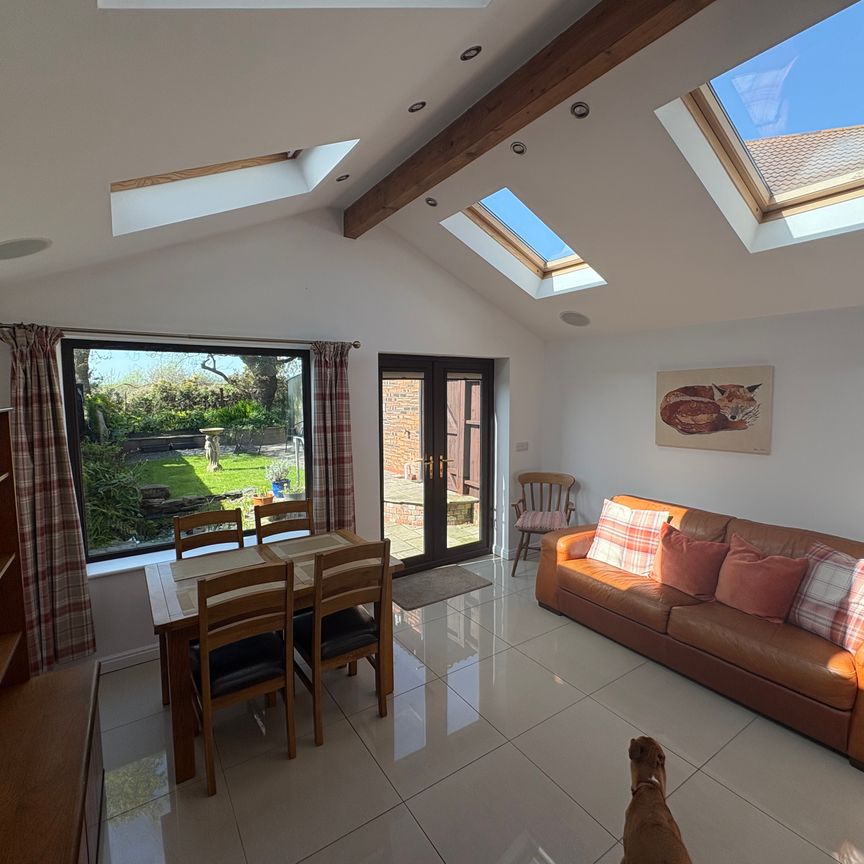 Clos Y Nant, Gorseinon, Swansea, SA4 4ZQ - Photo 1