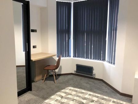 5 bedroom terraced house to rent - Photo 3