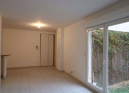 Appartement à louer 2 pièces • Marseille 2 - Photo 2