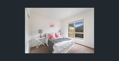 Stylish Living in a Private, Convenient Setting - Photo 3