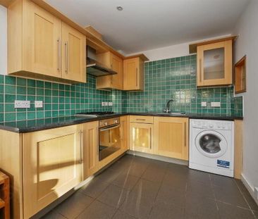 Apt 1 Carolan Place, 45 Rossmore Drive, Ormeau Road, Belfast, BT7 3LA - Photo 5