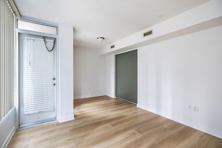 For Lease - 15 Brunel Court Unit# 318, Toronto, Ontario - Photo 2