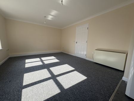 Bentley House, March, Abbeygate Court - Photo 2