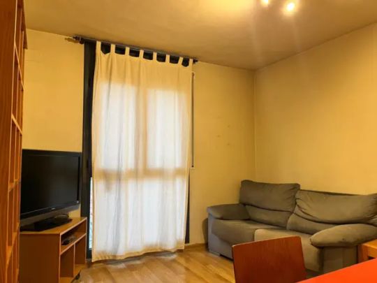 Piso en alquiler en Ambulatori - Foto 1
