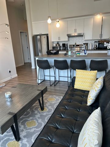 Wonderful Fully furnished 2bed, 1 bath downtown condo - Photo 3