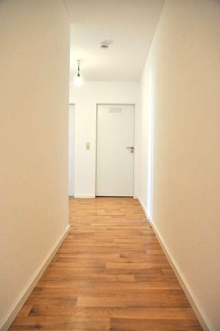 Neu renovierte, großzügige und zentrumsnahe 4-Zimmer-Wohnung - Photo 4